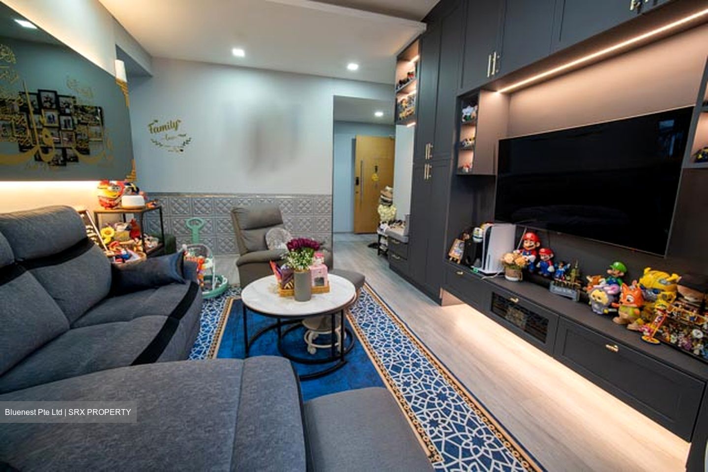 The Lakeshore (D22), Condominium #571712021